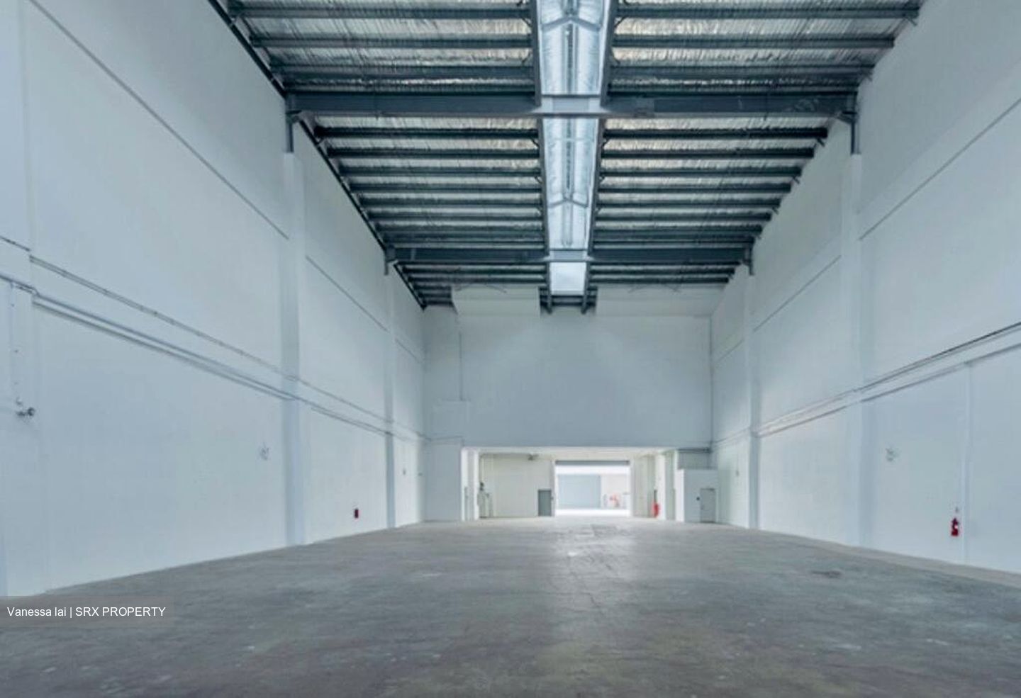 Tuas Avenue 1 (D22), Warehouse #575450771
